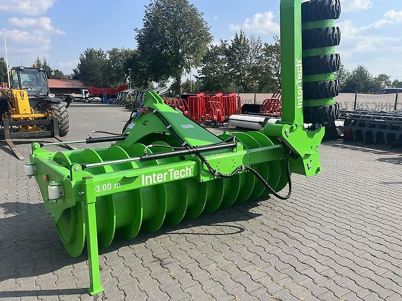 D&D Landtechnika Silowalze Siloverteiler Verdichtungwalze Silo