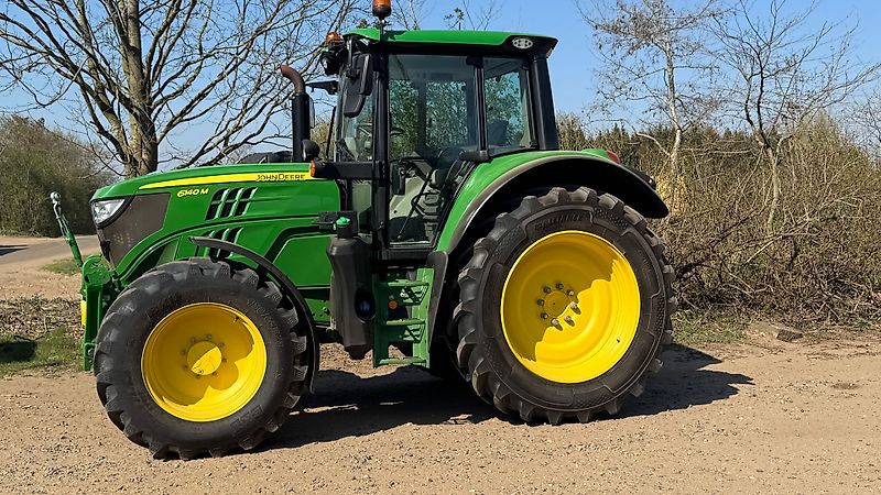 John Deere 6140M John Deere 6140M PREMIUM EDITION AutoPower & AutoTrac Ready