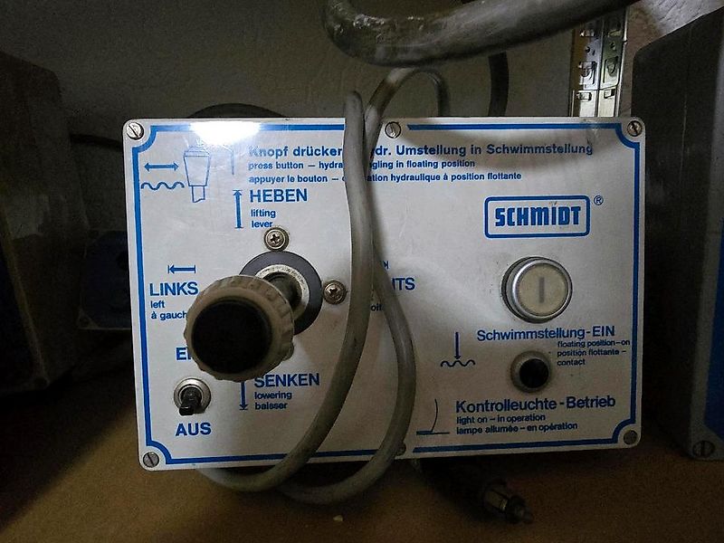 Schmidt Schneepflug Steuerung Bordcomputer Bedienung Bedienteil Bedienpult Controller Winterdienst Schneeschieber