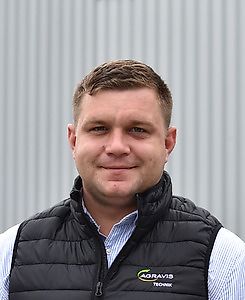 Contacto Dennis Römer