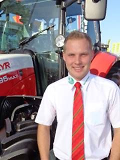 Contacto Sr. Peter Grammer