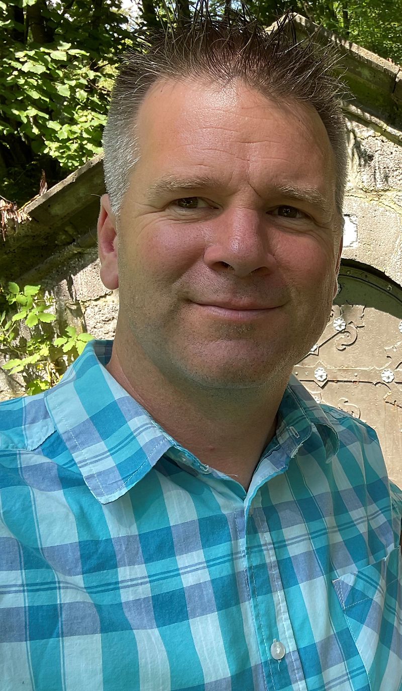 Contacto Sr. Edgar Hofmann