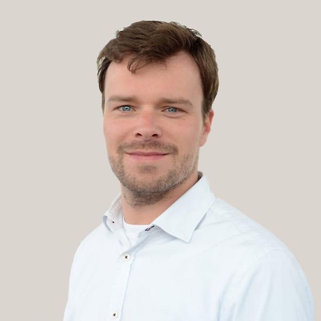 Contacto Sr. Till-Hajo Hünecken