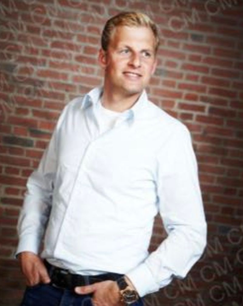 Contacto Sr. Frederic Extra