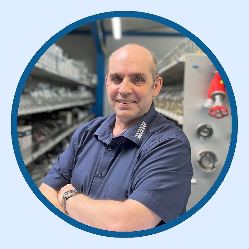 Contacto Sr. Thomas Stahl