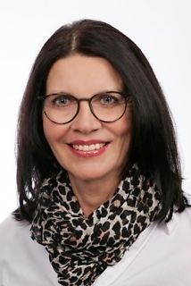 Contacto Mna. Diana Göbel