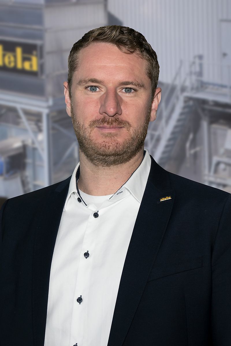 Contacto Sr. Hans-Thomas Peisl